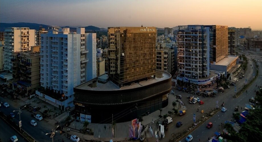 Ulwe Sector 23_a large city with a lot of buildings